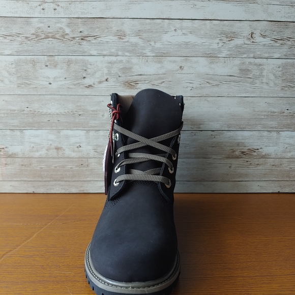 TIMBERLAND WOMEN'S PREMIUM 6-INCH WP BOOTS. BLACK - Picture 5 of 6